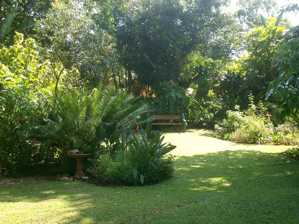 Wendy'S Country Lodge Mtubatuba Exteriör bild